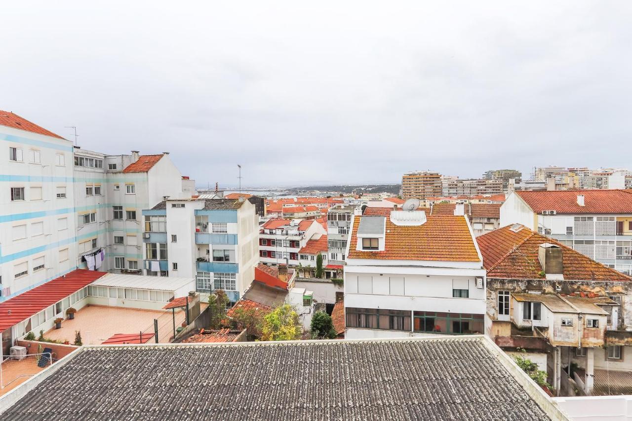 Vita Portucale ! Cacilhas River View 阿尔马达 外观 照片